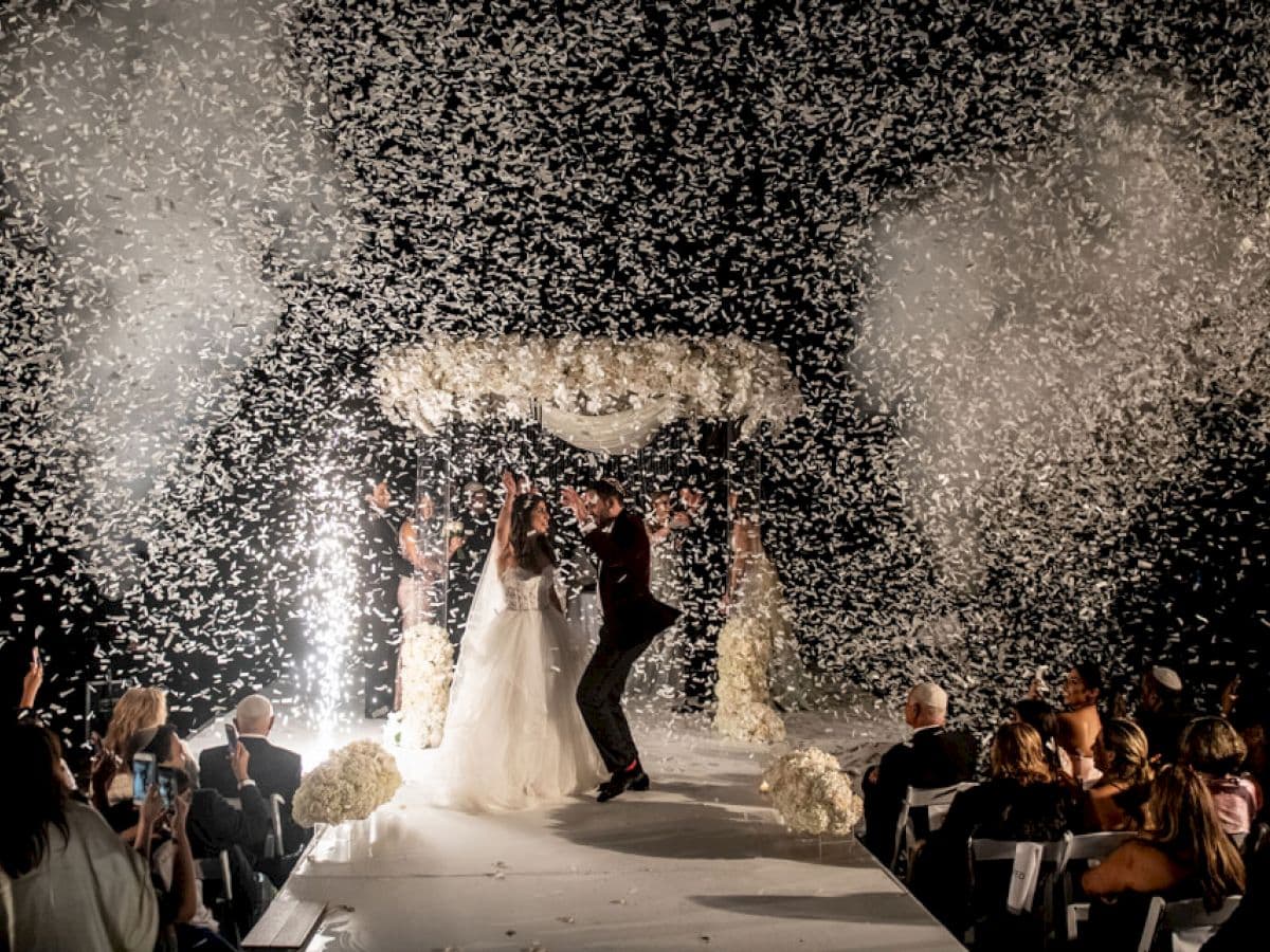 Wedding Parties Pickup